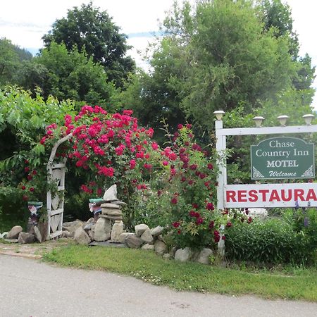 Chase Country Inn Eksteriør bilde