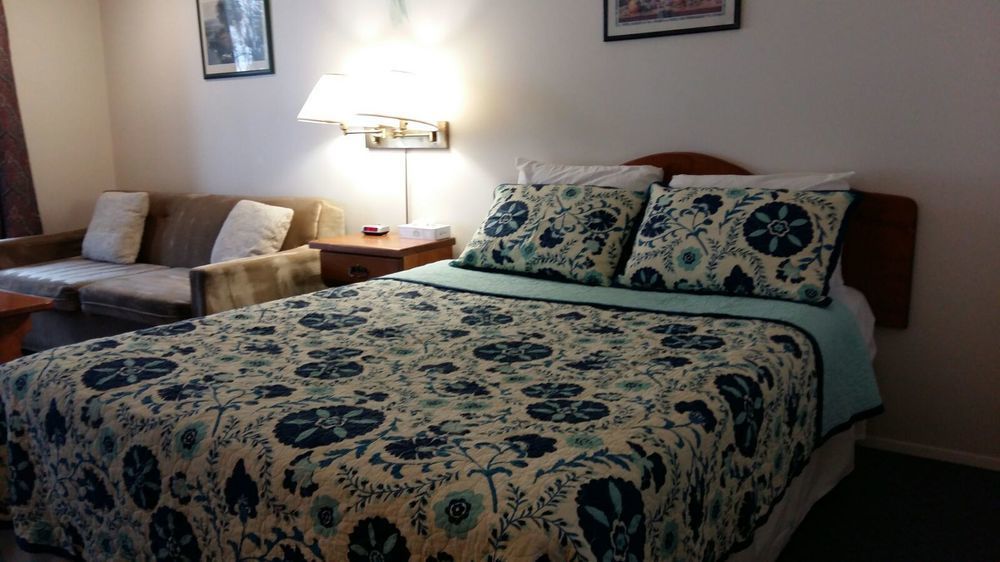 Chase Country Inn Eksteriør bilde