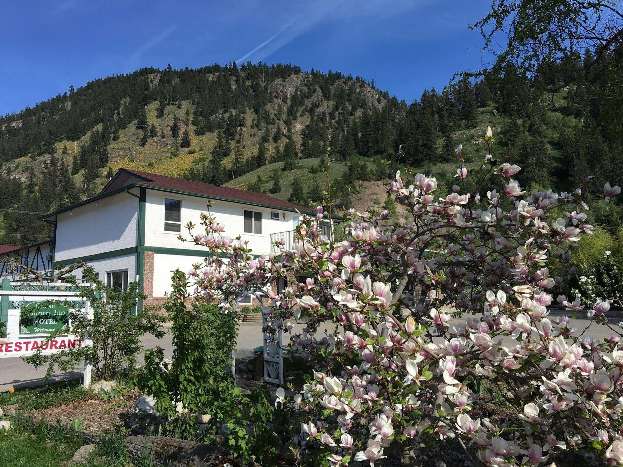 Chase Country Inn Eksteriør bilde