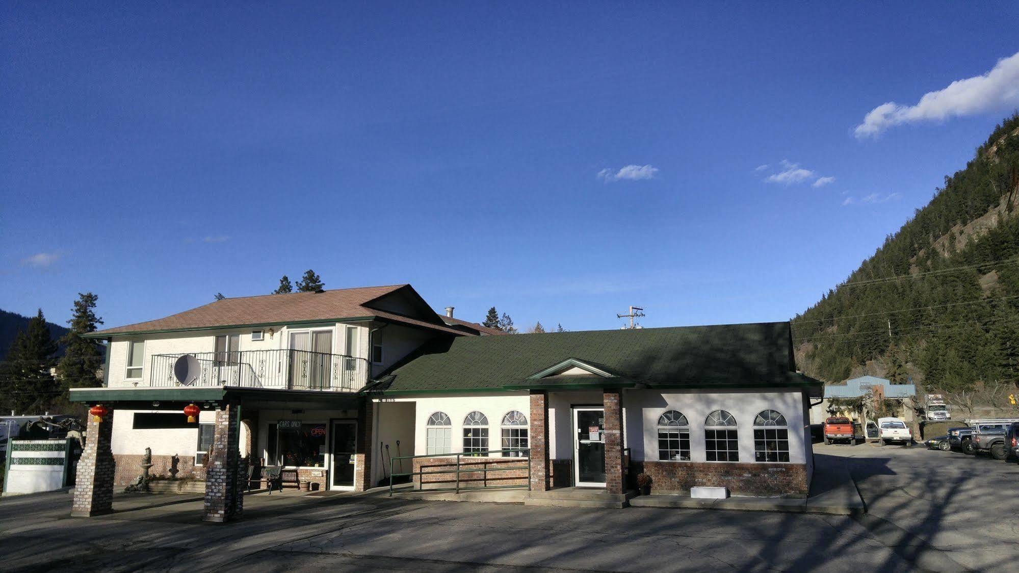 Chase Country Inn Eksteriør bilde